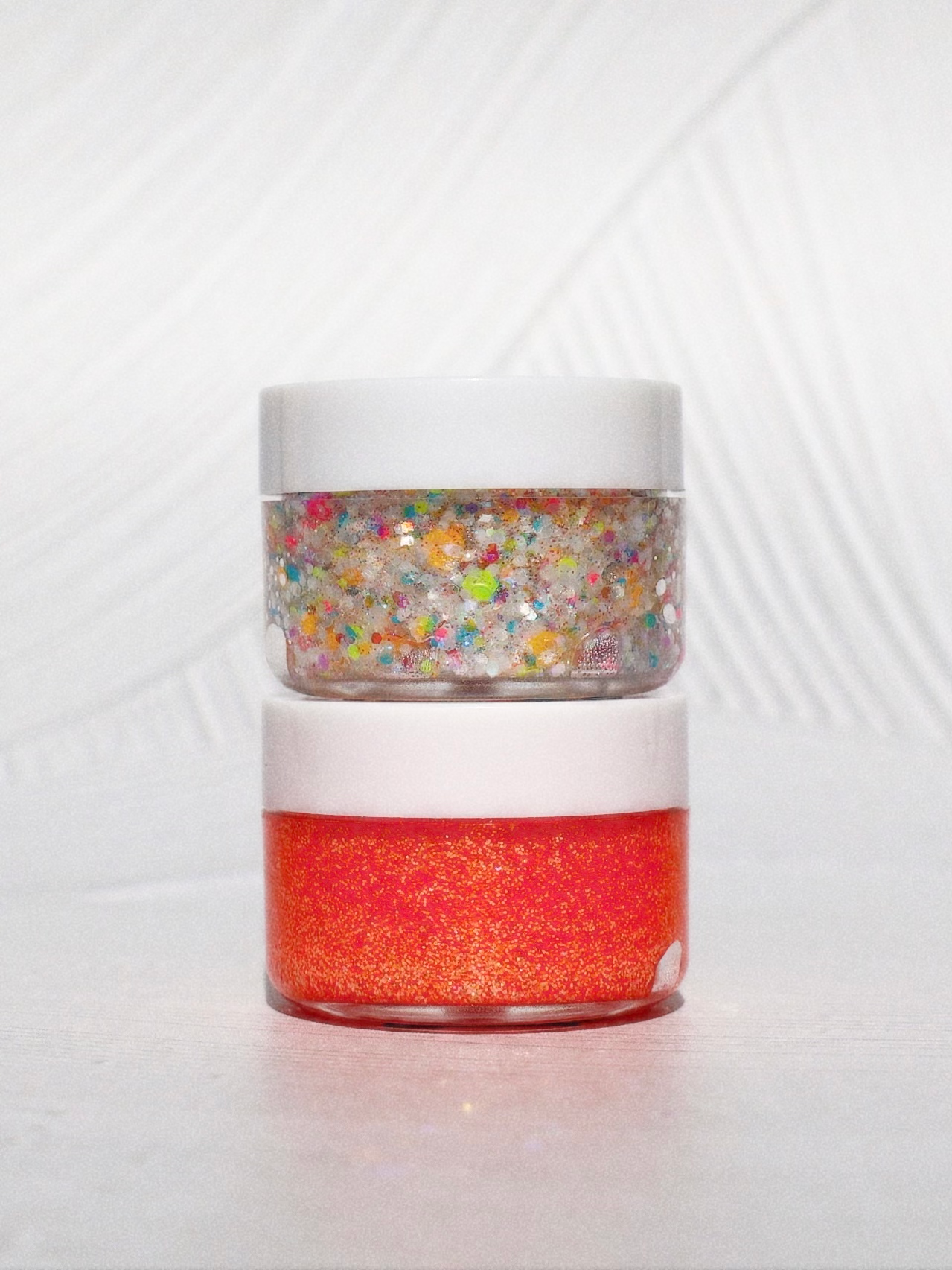 Galexie Glister – Engroshandel Glitter til kroppen – "Pom Pom Parade" Neon fødselsdags-glittergel til hår, ansigt og krop1