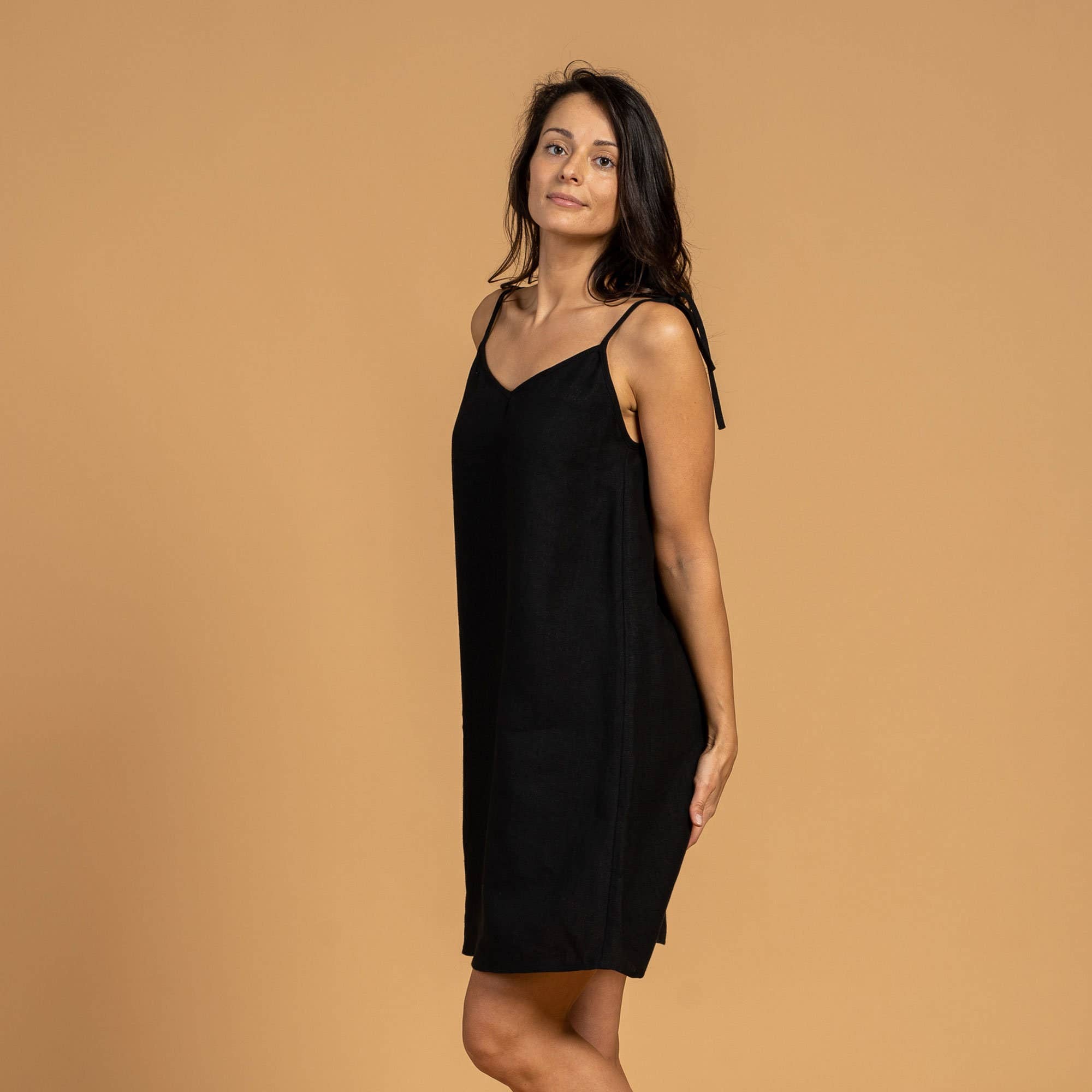 menique – wholesale Klänning - Dam – Ekologisk 100 % linne slipklänning Liv – sommarklänning för stranden1