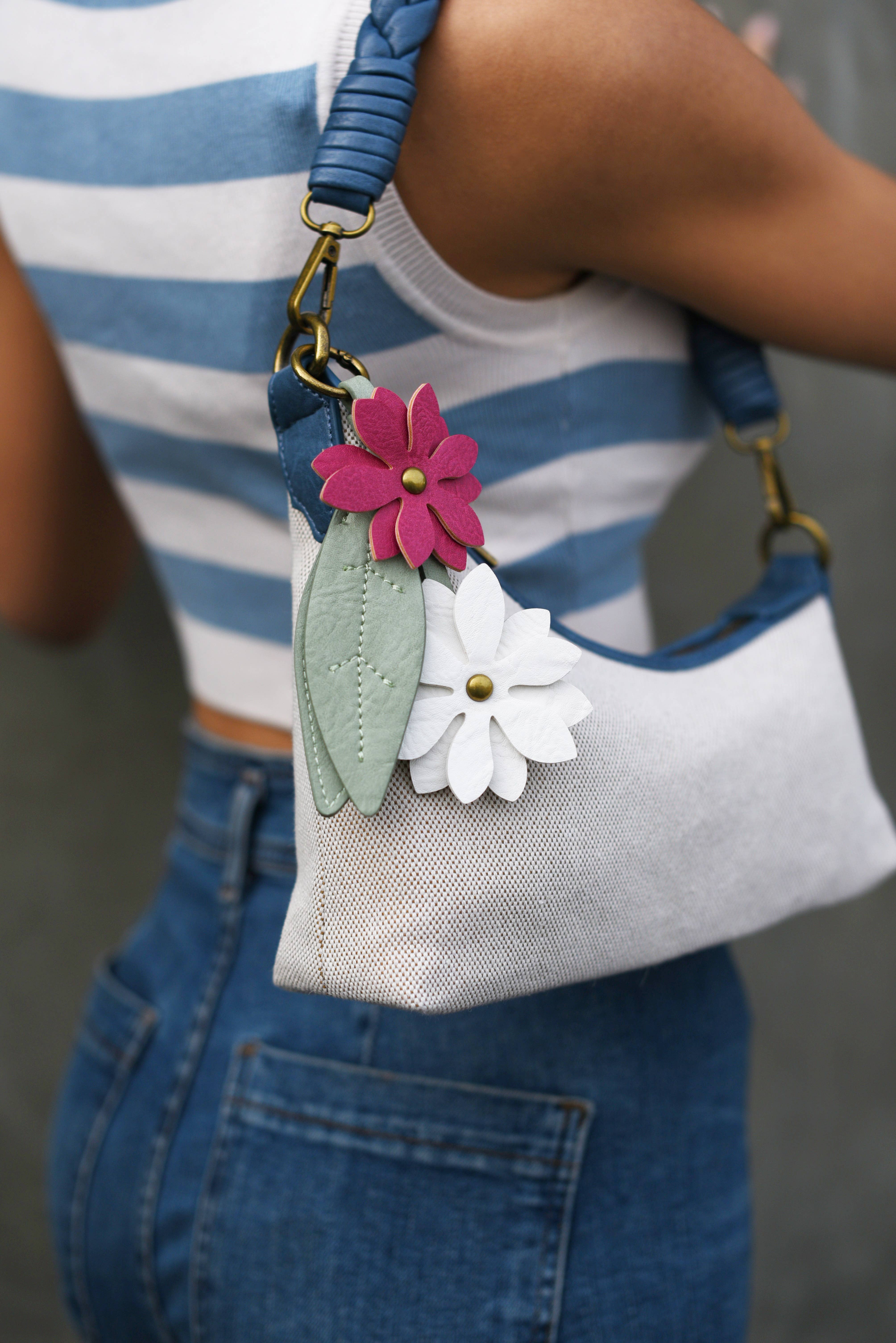 Liz Soto Handbags - Wholesale Shoulder Bag - Women's - Riley 3328 Linen shoulder or crossbody4