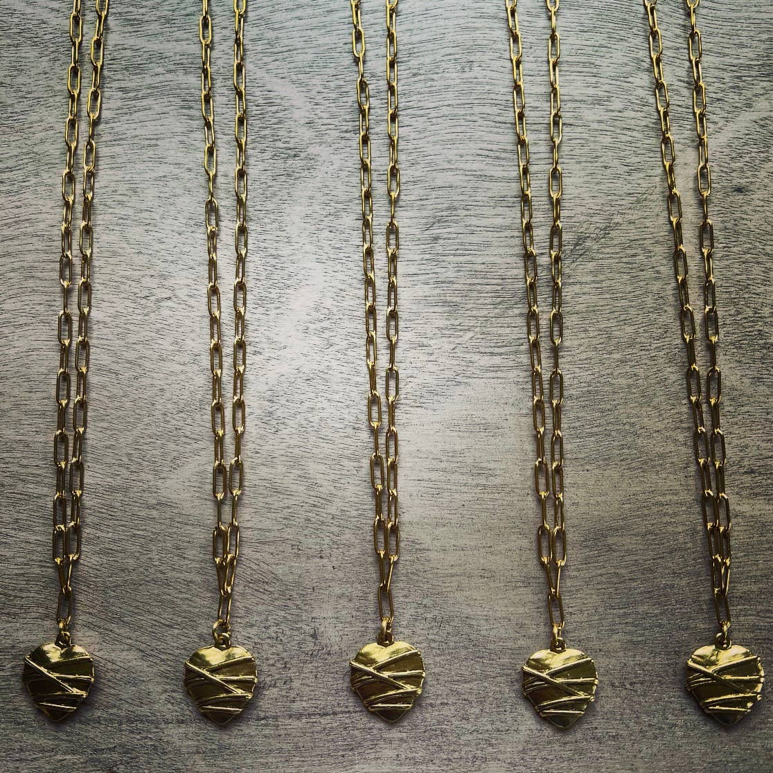 Chasing Cherubs - Wholesale Pendant/Charm Necklace - Mended0