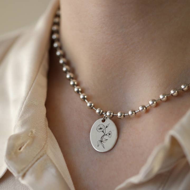 Nagoya födelse blomma halsband för wholesale av CozyDetailz