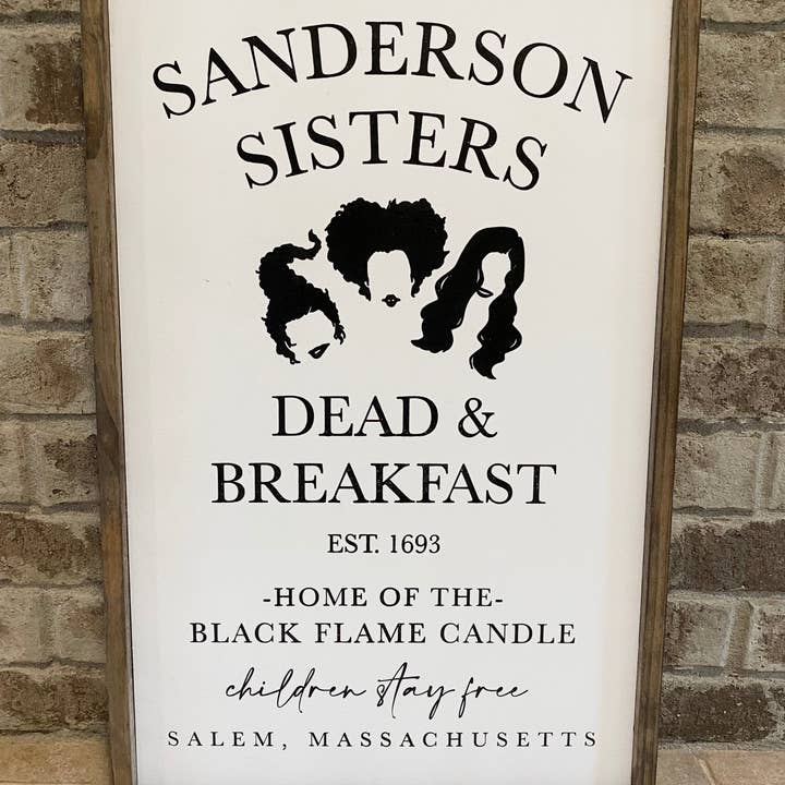 Sanderson Dead and Breakfast para venta al por mayor de Timbered Roots Co
