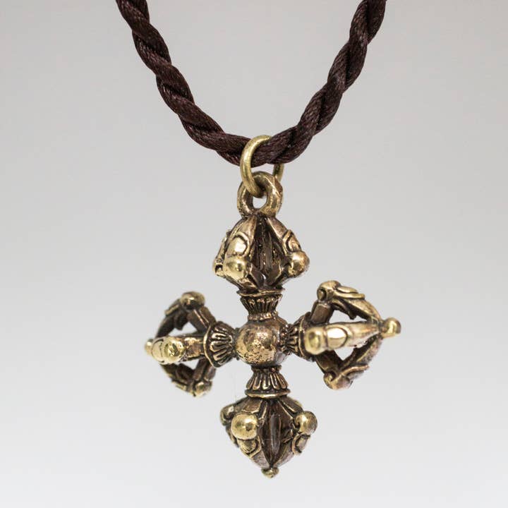 Artschatz LLC - Vente Colliers à pendentif - Collier à pendentif double Dorje Vajra en laiton1