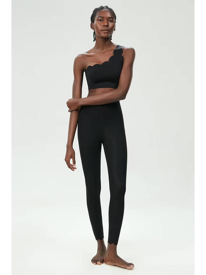 Belsize Activewear – Großhandel Sportbekleidungsset – Damen – Scallop Activewear-Set Pilates-, Yoga- & Fitness-Outfit