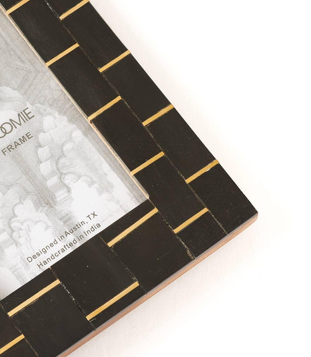 Matr Boomie Fair Trade – wholesale Picture frame – Andhera Dash 4x6 Black Picture Frame - Carved Horn, Brass1