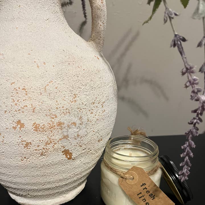 Bougie de soja Fresh Linen 8 oz pour la vente par Cozy Candle Co