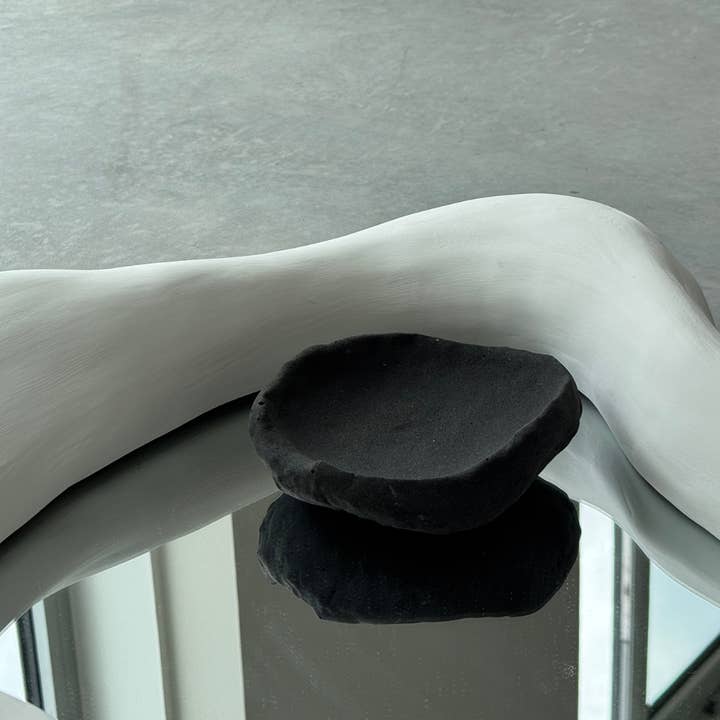 GINALADÉCO - Wholesale Sculpture - The Loma Sculpture | Caviar5