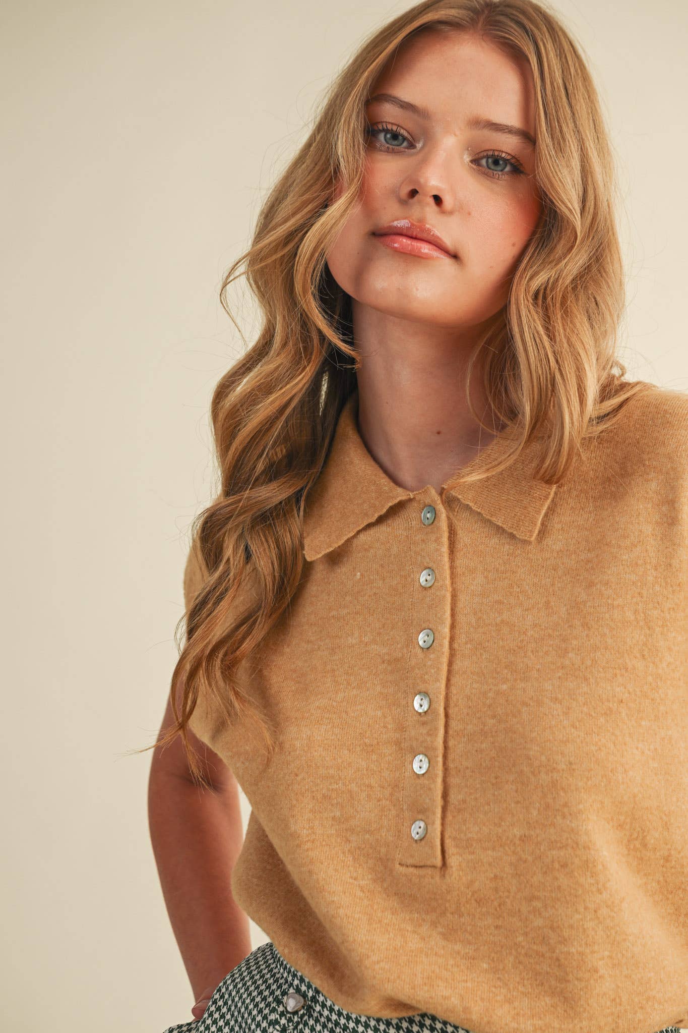 &MERCI – wholesale Tröjväst – Dam – ÄRMLÖS TRÖJA MED KRAGE MSW1123147