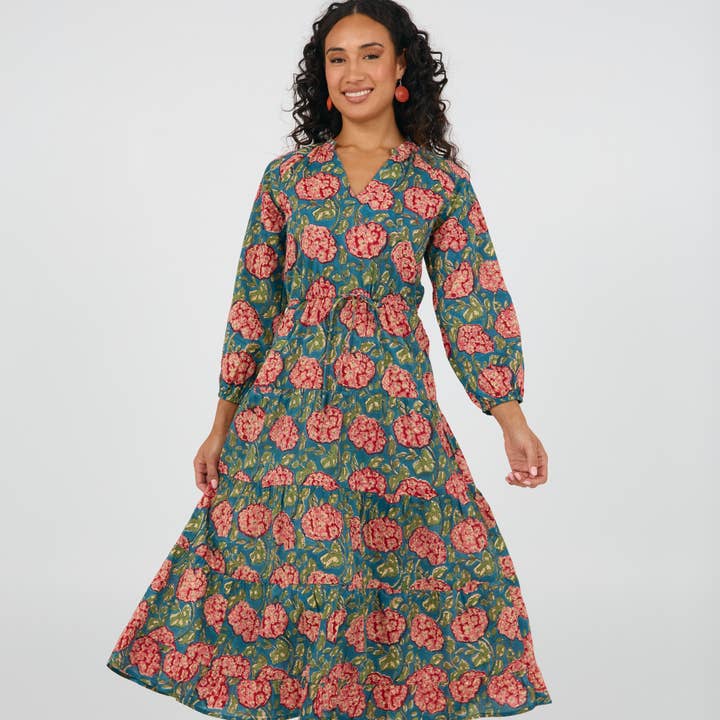 Asha Maxi Hydrangea for wholesale by ella & sunday