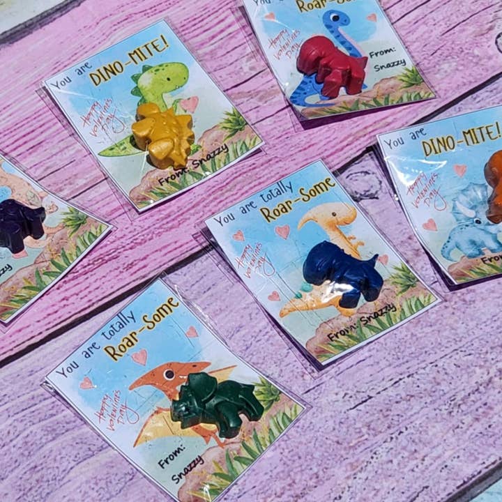 Snazzy Crayons - Wholesale Party Favor - Dinosaur Valentines Day Cards with Crayons5
