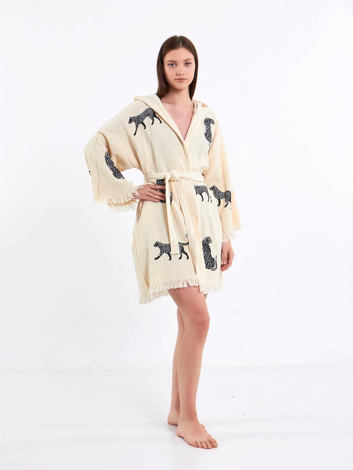 Yaz Concepts – wholesale Kimono – Women's – White Leopard Print Short Robe Animal Print Clothing Kimono
