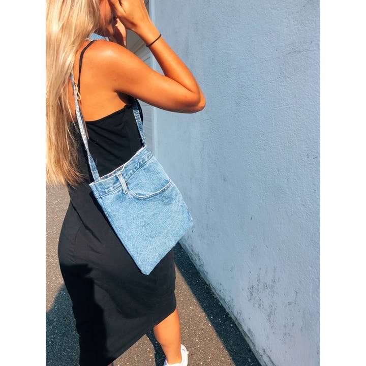 Feelin’Blue. - Wholesale Shoulder Bag - Women's - Repurposed Denim Pocket Purse11