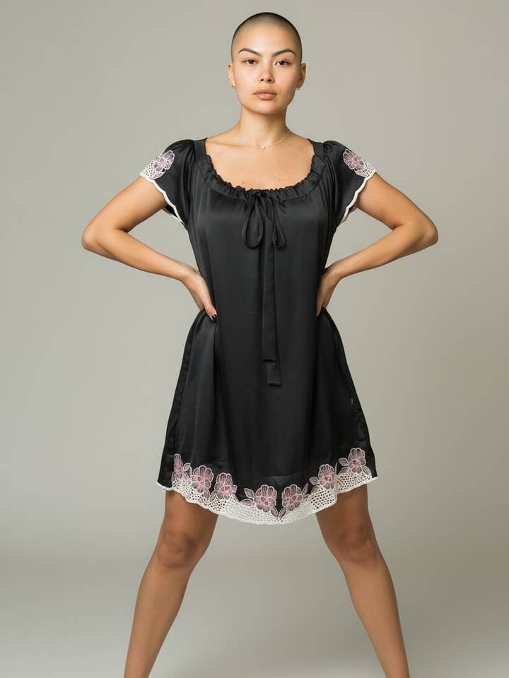 Abito-Romantico Retrò Maniche Ricamate per la vendita all'ingrosso da parte di Dance in Paris