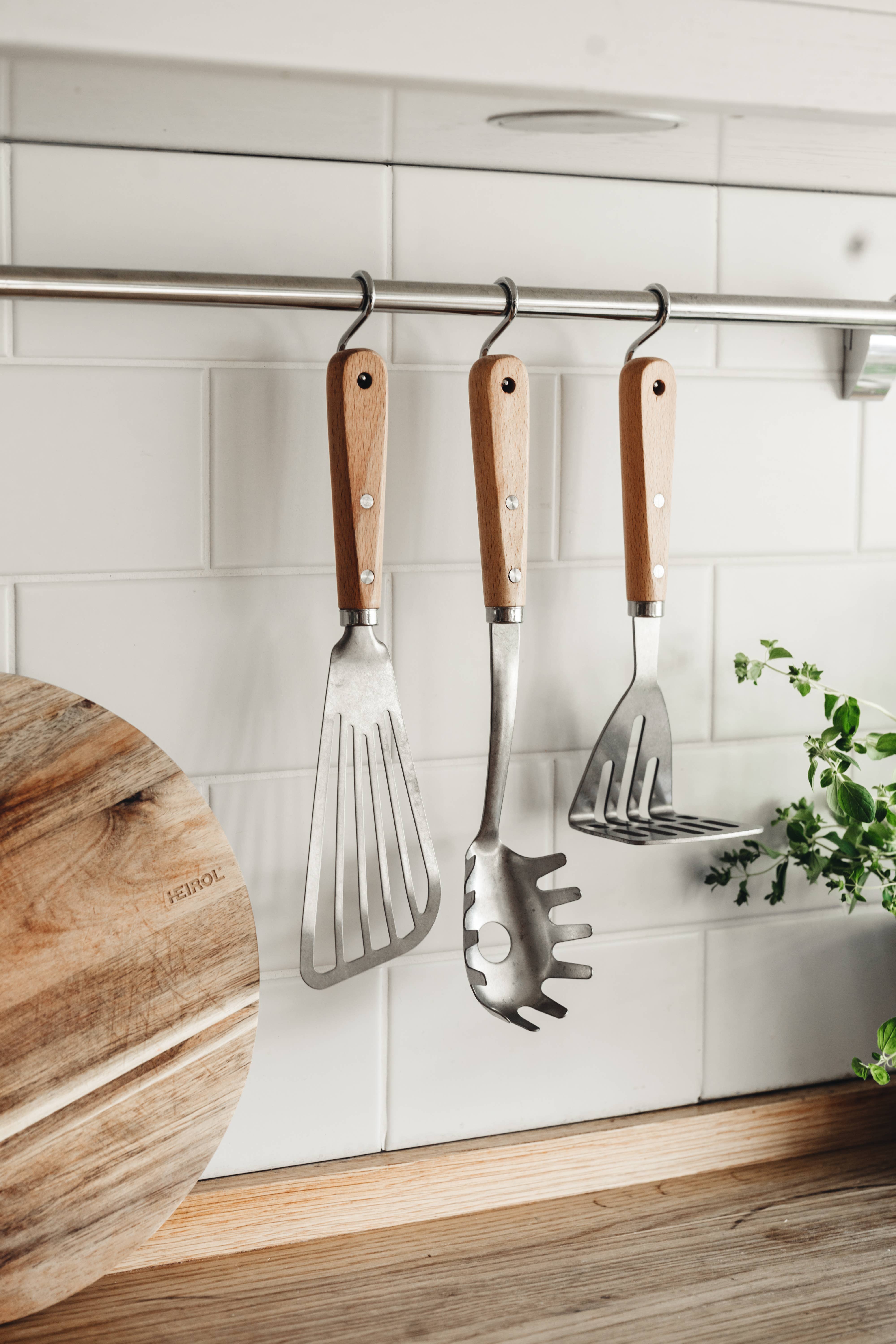 HEIROL - Wholesale Kitchen Tool/Gadget - PASTA SERVER 34 CM, Antique1