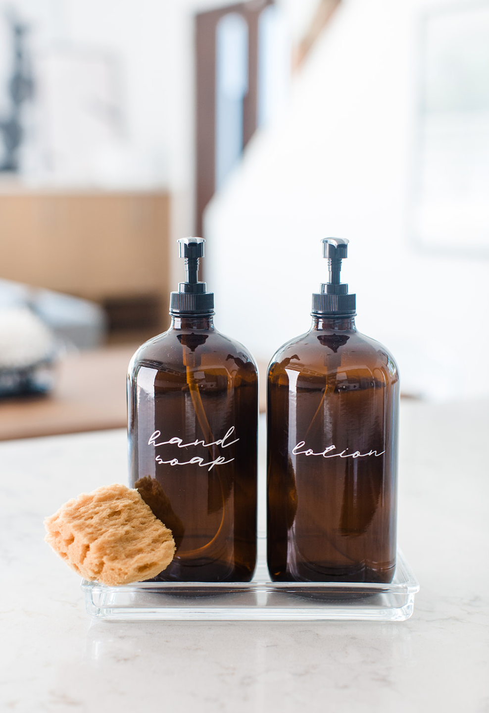 THELIFESTYLEDCO - Wholesale Soap Dispenser - Glass Amber Liquid Pumps8