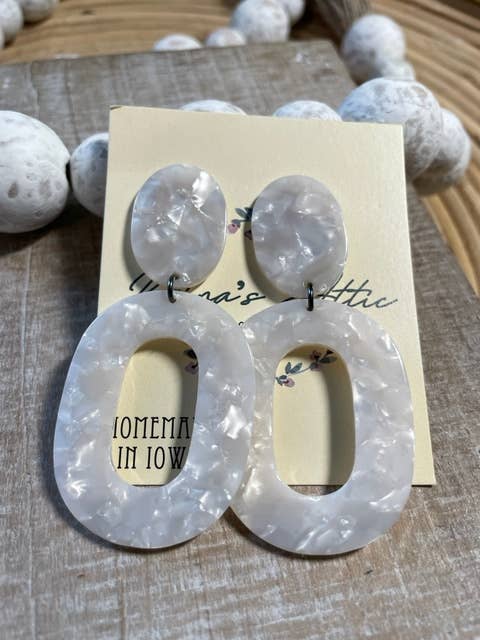 Acrylic large white ovals for wholesale by Nina’s Attic