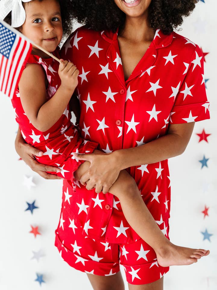 Conjunto corto de mujer con botones Red Star para venta al por mayor de Little Pajama Co.