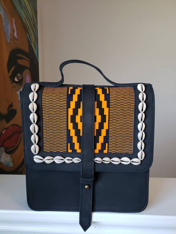 Yaa zwarte tas met tribal kralen voor wholesale door House of Takura