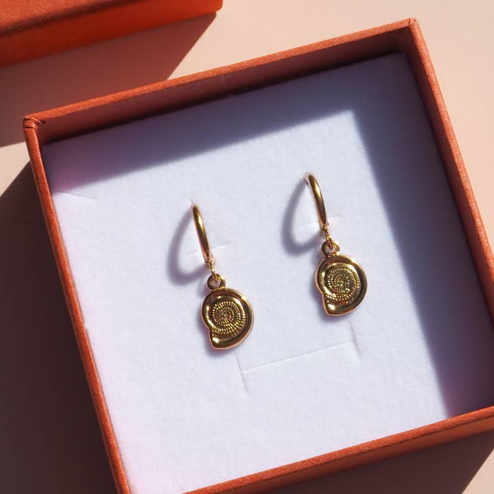 Alesi Jewellery - Wholesale Dangle earrings - Spiral Seashell Earrings 18K Gold 0