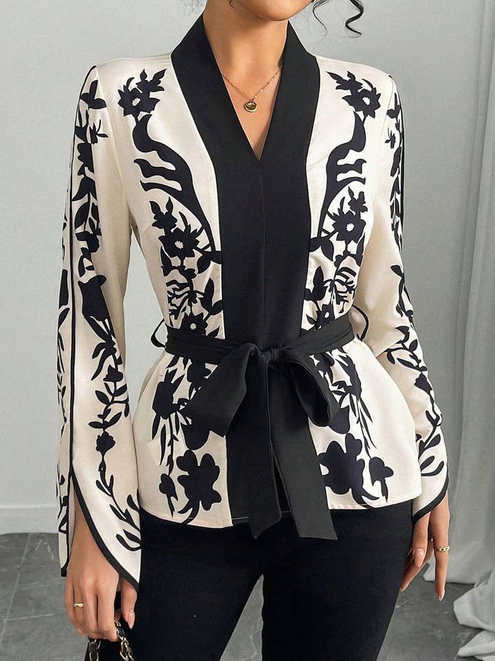 Vintage Floral Print V-Neck Top for wholesale by Rosa Clothing