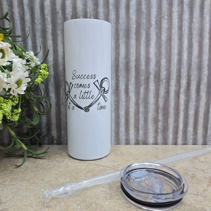 Framgång kommer lite i taget Tumbler för wholesale av Oak Spring Creations