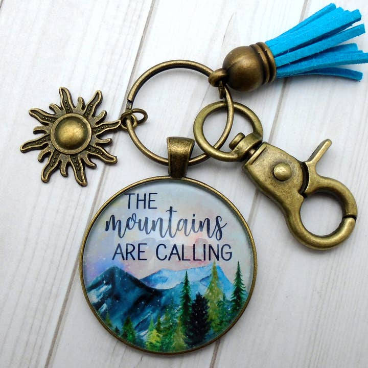Urban Charm - Wholesale Keychain - Women's - The Mountains Are Calling Bronze Keychain