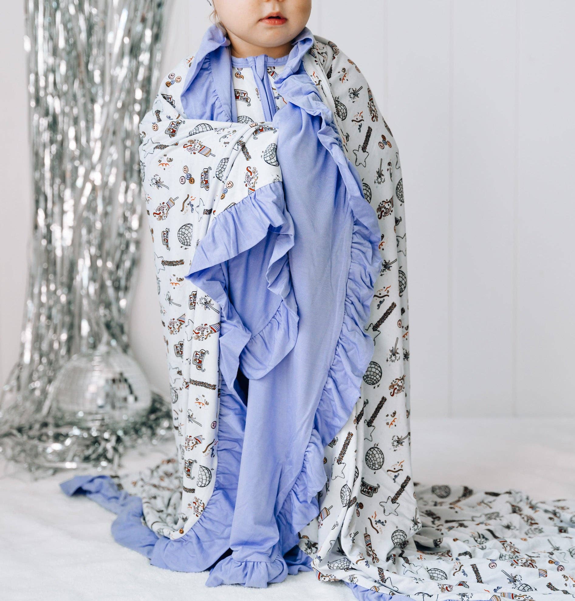 Dream Big Little Co. - Wholesale Bedding Blanket - Kids & Baby - MIDNIGHT MAGIC DREAM RUFFLE BLANKET0