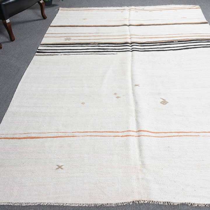 Håndlavet hvidt og orange stribet tæppe, moderne 6,5x9,5 ft for engroshandel hos Vintage Rugs Loom