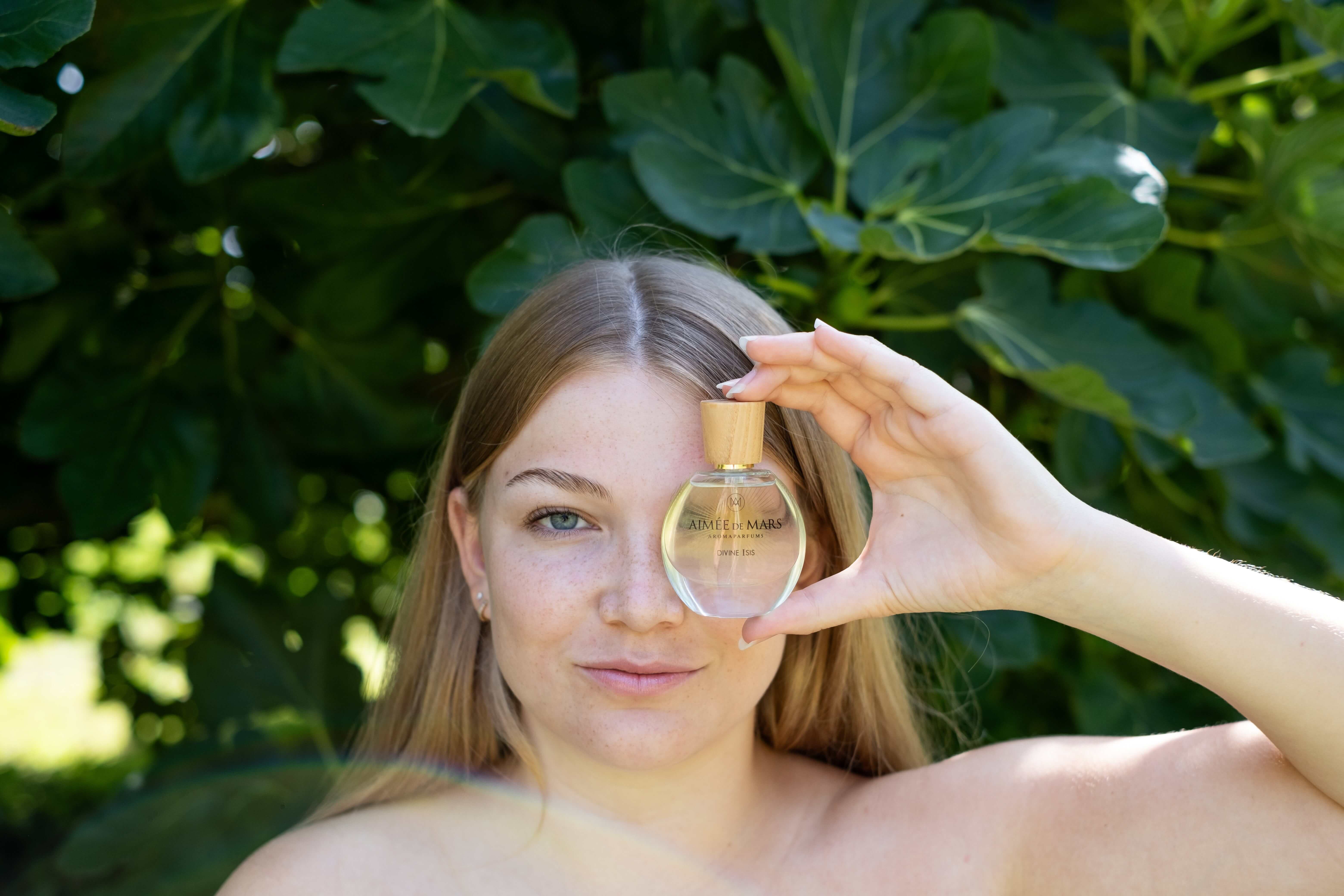 AIMEE DE MARS - Wholesale Perfume/Eau de Toilette - DIVINE ISIS Eau de Parfum Naturel 30ml1