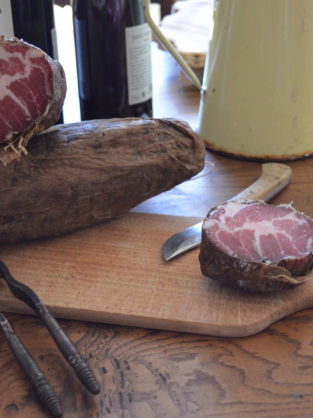 Korsikanske håndlavet hele Coppa 1600g Salaisons d'Ucciani (C for engroshandel hos LuxFood-Shop