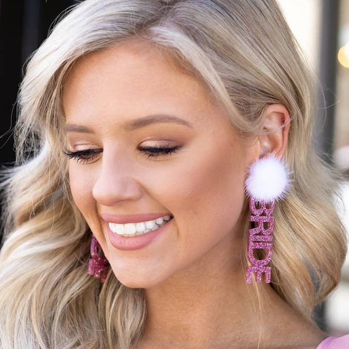 Taylor Shaye Designs - Wholesale Hangende/ronde oorbellen - Barbie roze bruid oorbellen