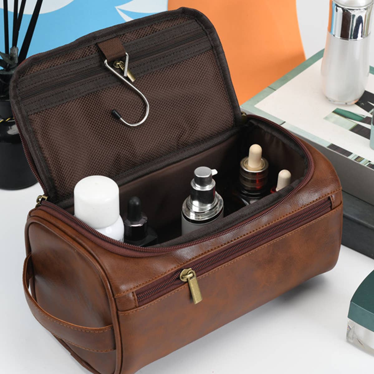 ACCITY - Wholesale Makeup/Cosmetic Bag - RETRO TRAVEL PU LEATHER COSMETIC BAG_CWAB05763