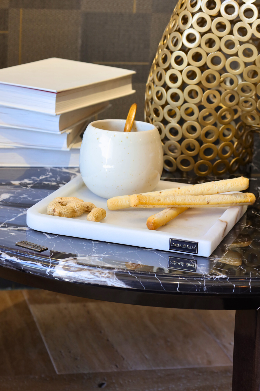 PIETRA DI CASA - Wholesale Decorative Tray - PAPA ALANA Square - Natural Stone Tray in Volakas Marble4