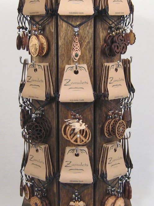 Écran Zamulet - AFFICHAGE 24 Peg UNIQUEMENT pour la vente par Woodcutts Inc.