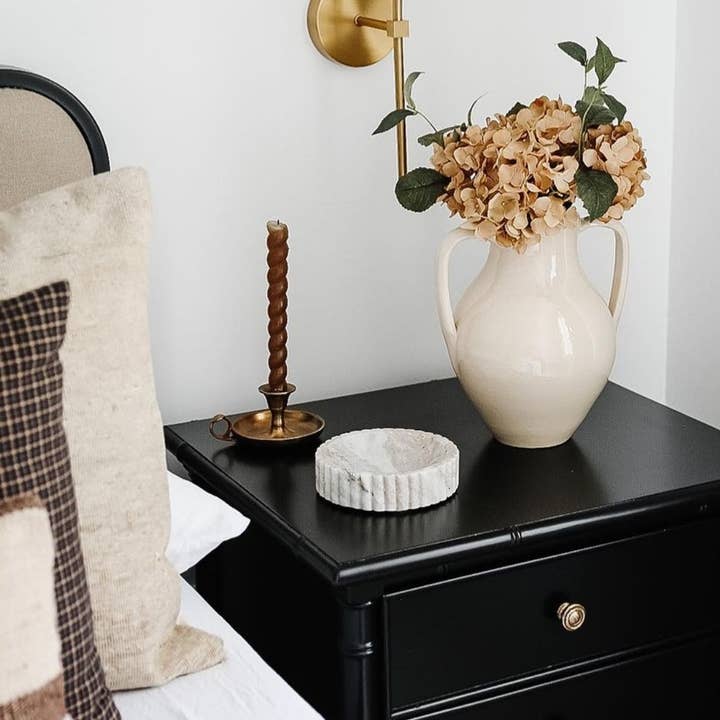 Cerámica Roca Caus – Großhandel Vasen – Traditionelle emaillierte Vase aus Keramik mit zwei Griffen1