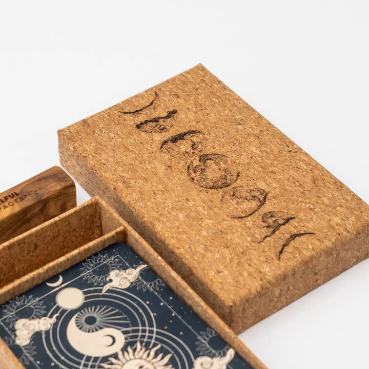 Moon Oracle Deck – Lunar Guidance Oracle Cards for Intuition, Self-Reflection, Moon Rituals, and Spiritual Growth for wholesale by Ubud Glass