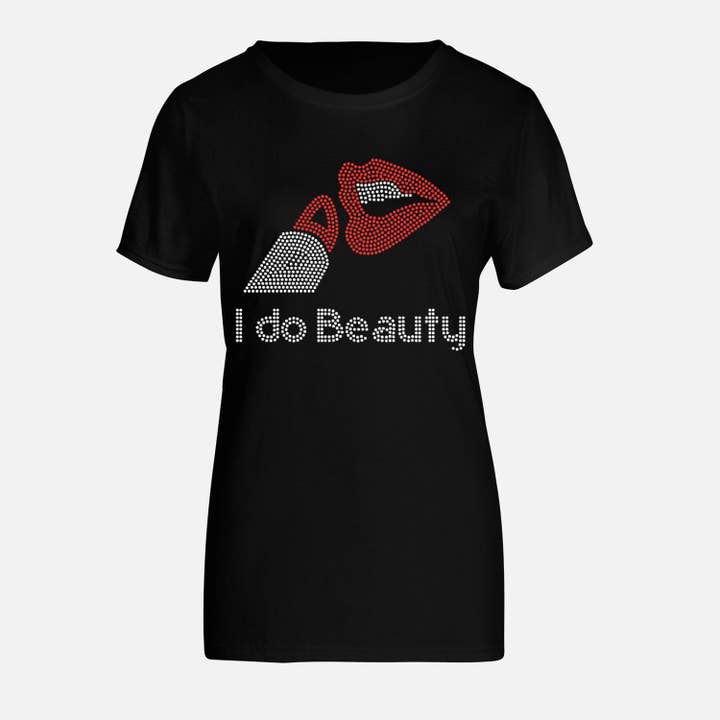 T-shirt avec strass « I Do Beauty » pour la vente par Angelic Beautyful Cosmetics