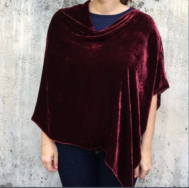 Dana Herbert - Vente Poncho – femme - Poncho en velours de soie fait main à Portland5