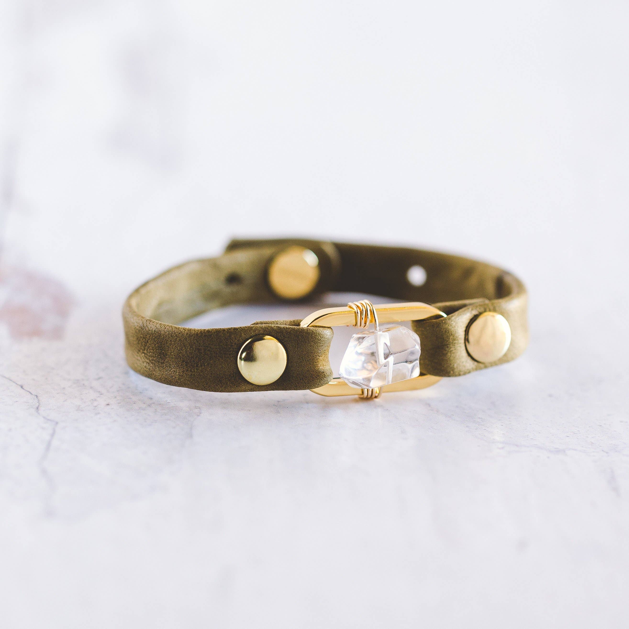 Giving Bracelets - Vente Bracelet jonc - Bracelet en cuir Desert Rose - Doré - Quartz transparent13