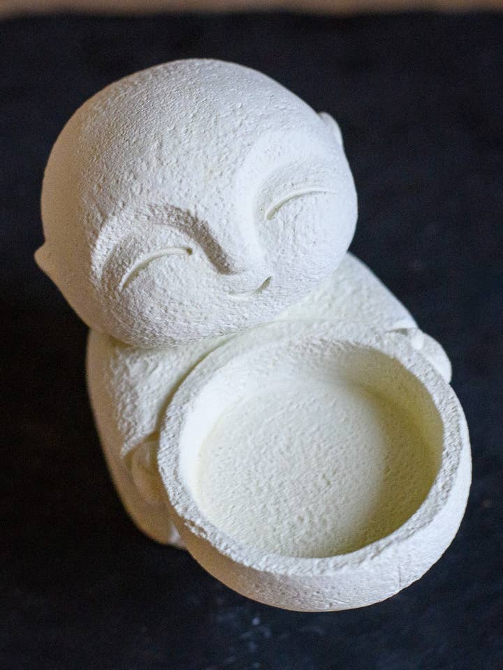 Munkstatyett ljushållare för wholesale av Lithomo