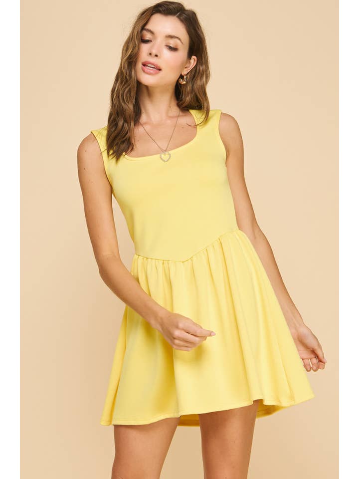 ISD1393 Hamilton Princess Short Dress Yellow for wholesale on Faire