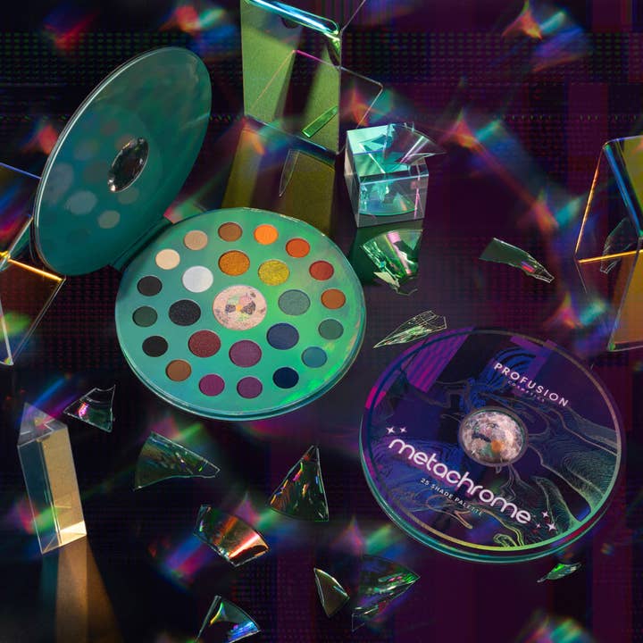 VIAI Beauty - Wholesale Eyeshadow Palette - Metachrome | 25-Shade Palette6