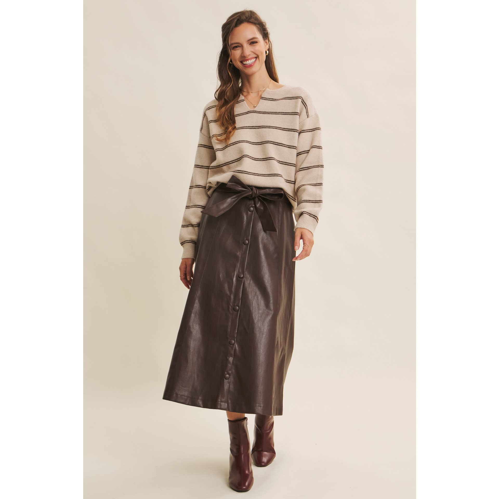 in february - Wholesale Skirt - Women's - SOPHISTICATED VEGAN FAUX LEATHER BELTED MIDI SKIRT11