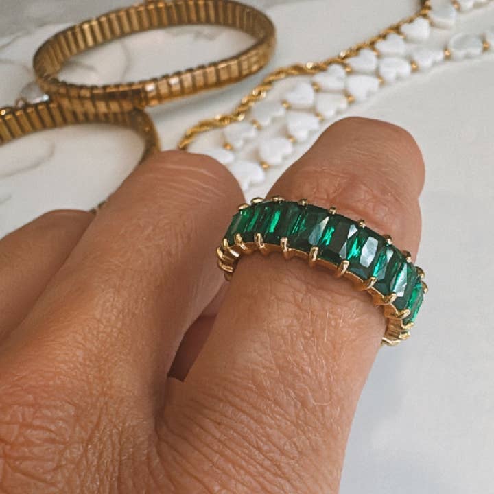 Emerald Reagan Ring for wholesale by MOOD
