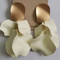 PADA WHITE for wholesale by Meghan Browne Style