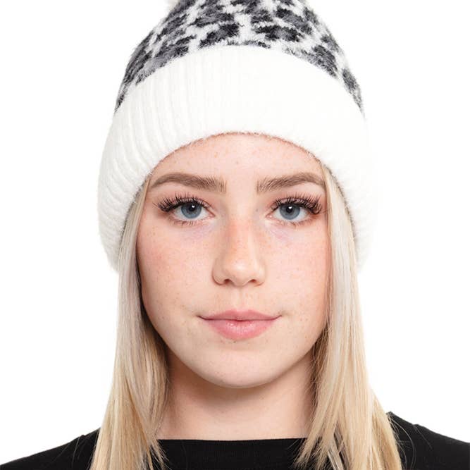 Hana – wholesale Mössa - Dam – Leopard Pom Fuzzy Fleece Mössa