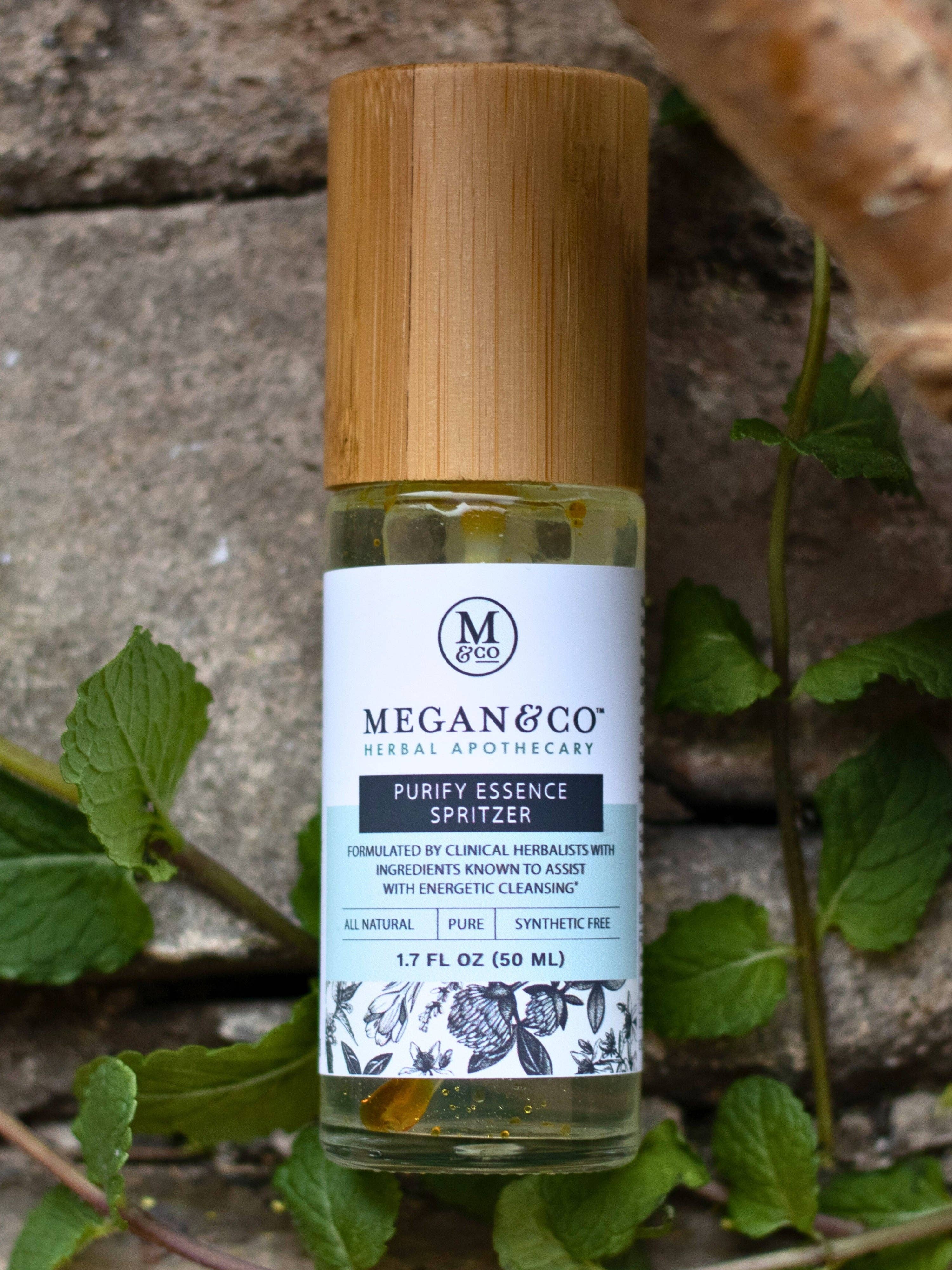 MEGAN & CO. Herbal Apothecary - Vendita all'ingrosso Spray per tessuti e ambienti - Purify Spritzer (50mL) – Un Detergente Energetico2