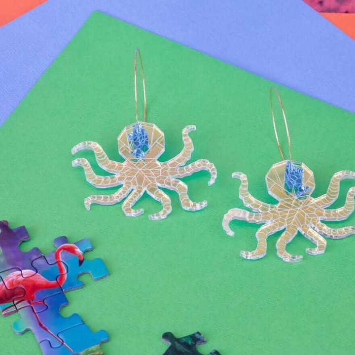 Little Geraldine - Wholesale Hoop earrings - Octopus Geo Hoops3