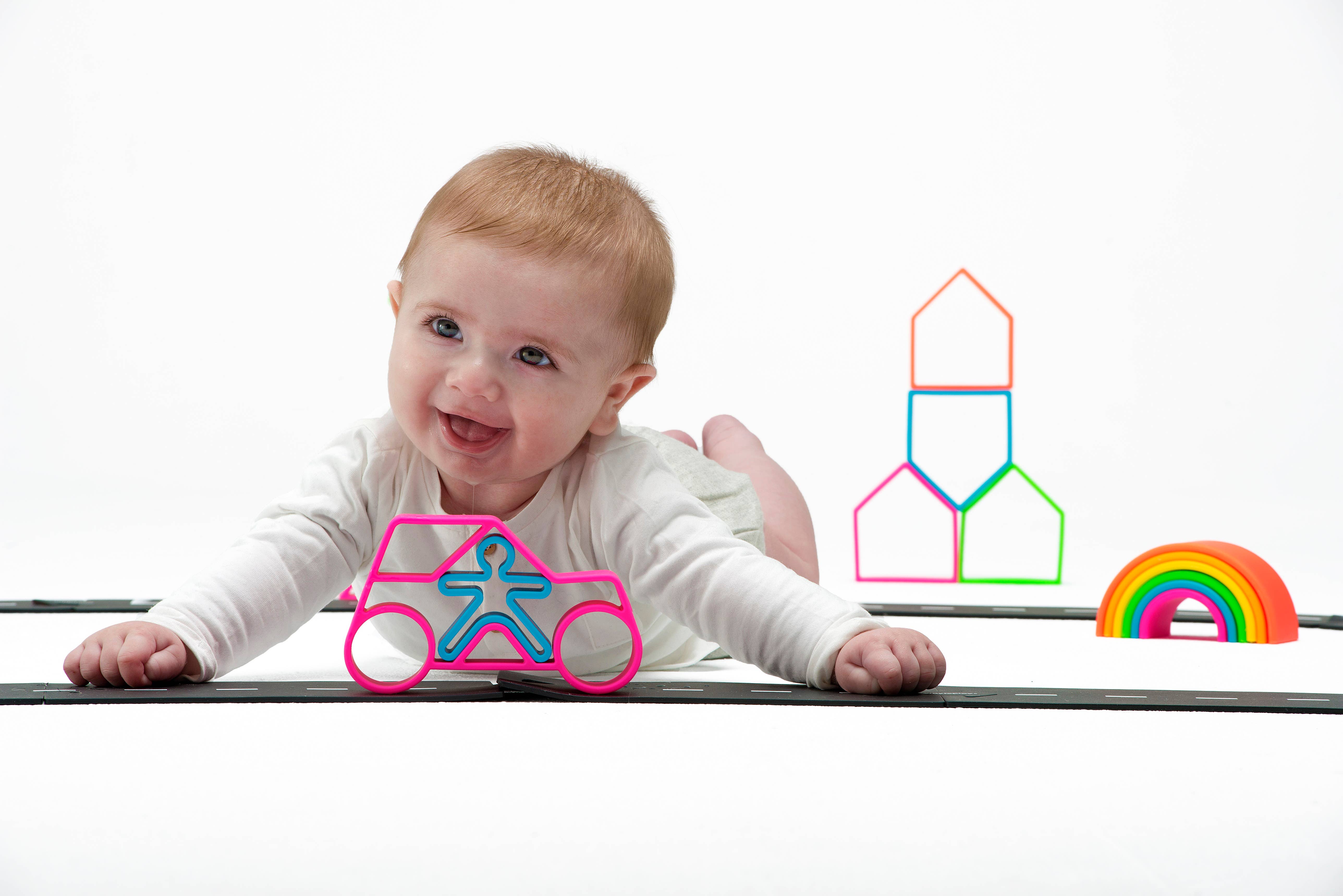 dëna - USA - Wholesale Classic Toy - Kids - Pastel Car & Kid - Blue2