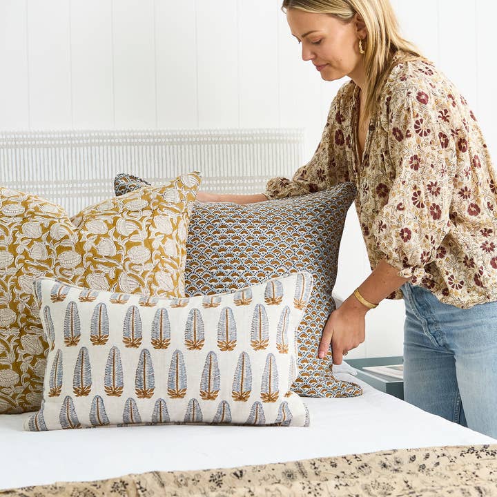 Walter G - Wholesale Throw pillow cover - Akola Sahara Pillowcase4